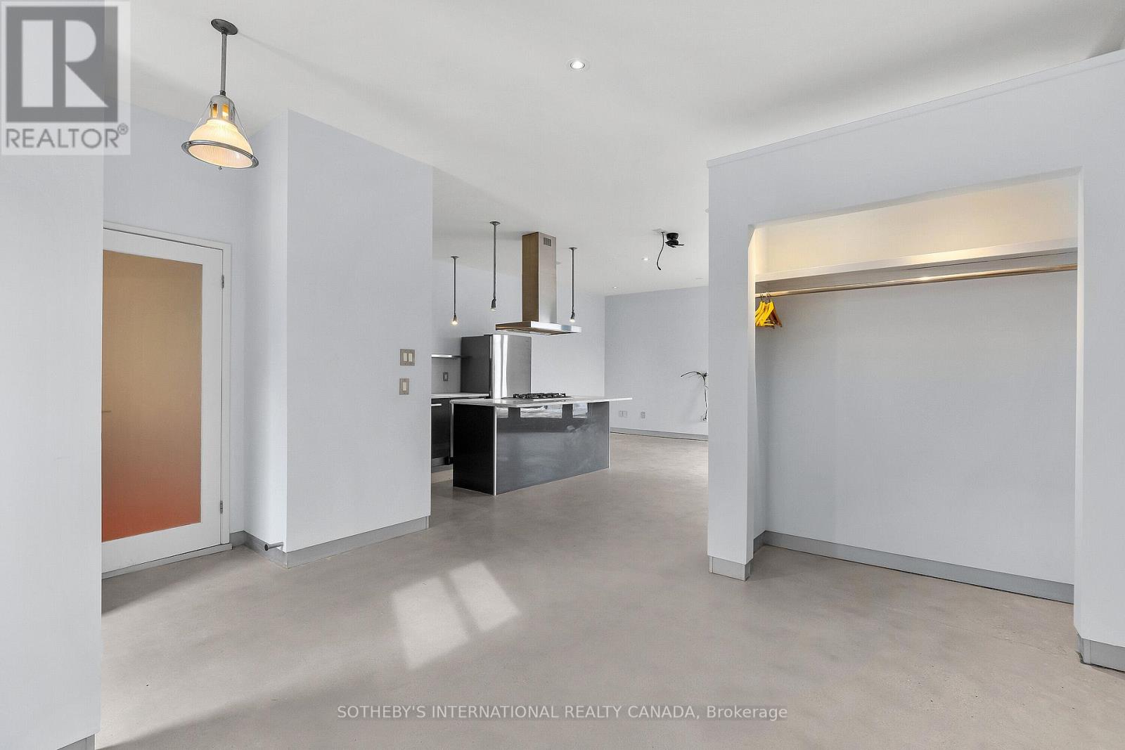 Lane - 301 Euclid Avenue, Toronto, Ontario  M6J 2K1 - Photo 4 - C12531112