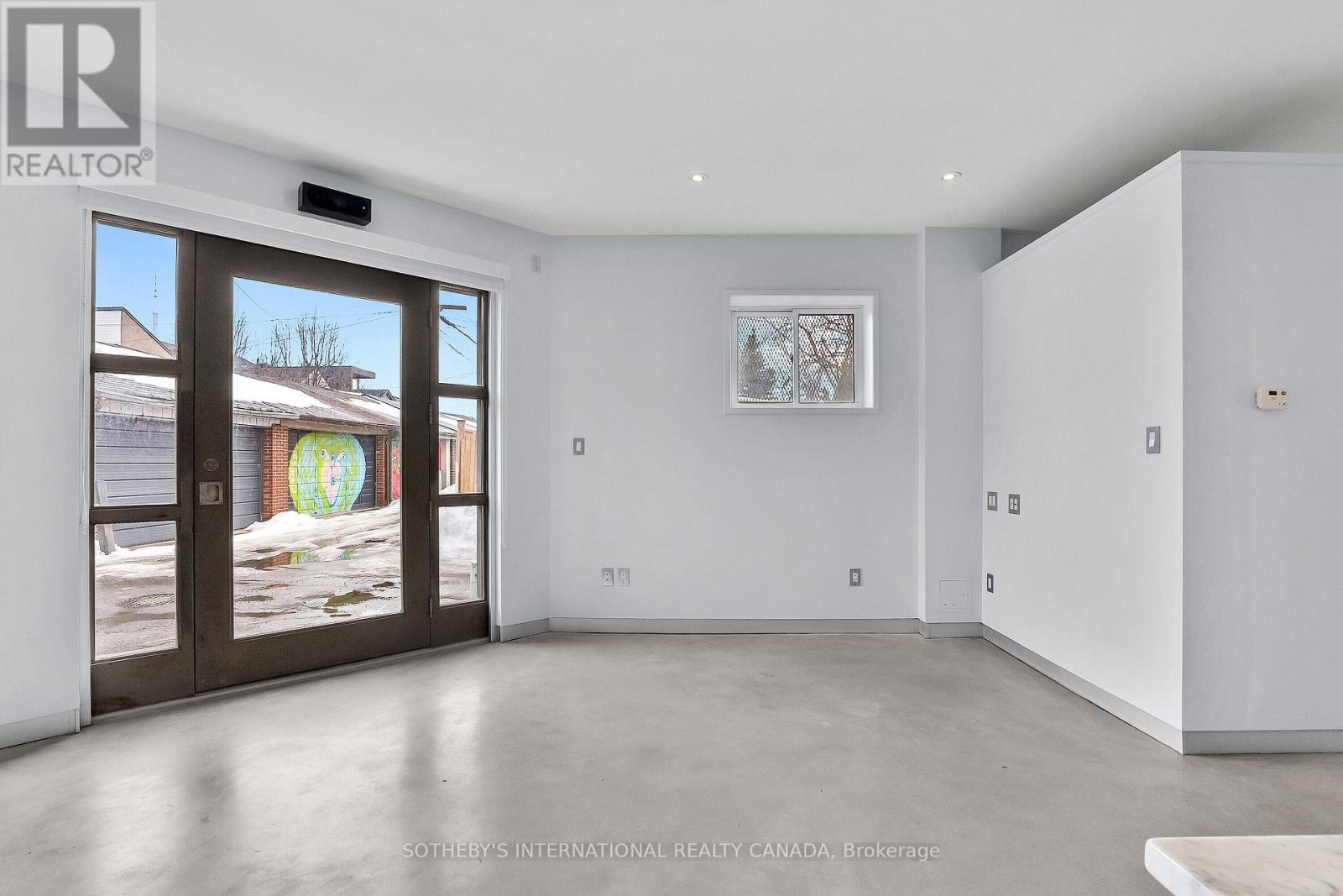 Lane - 301 Euclid Avenue, Toronto, Ontario  M6J 2K1 - Photo 6 - C12531112