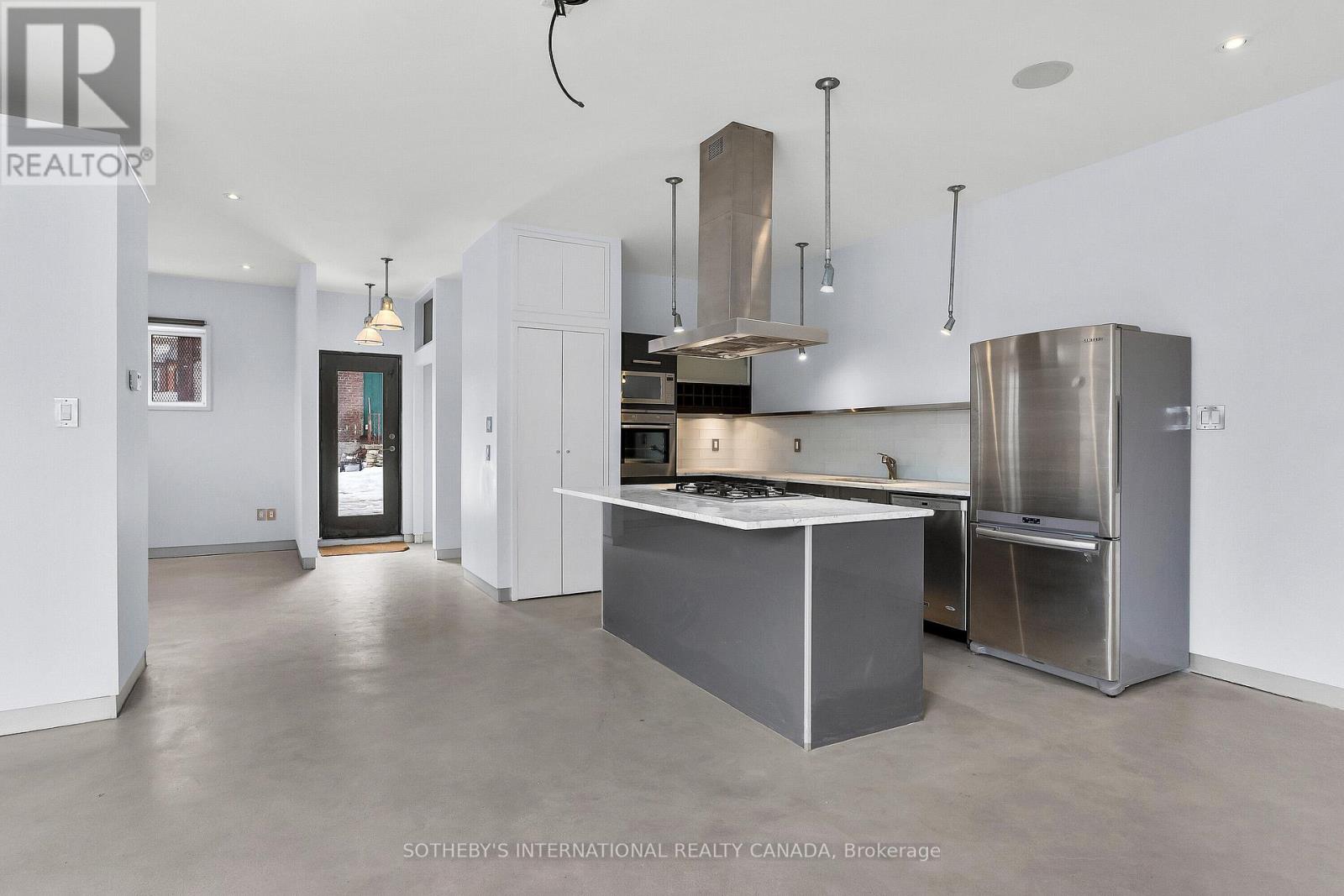 Lane - 301 Euclid Avenue, Toronto, Ontario  M6J 2K1 - Photo 8 - C12531112