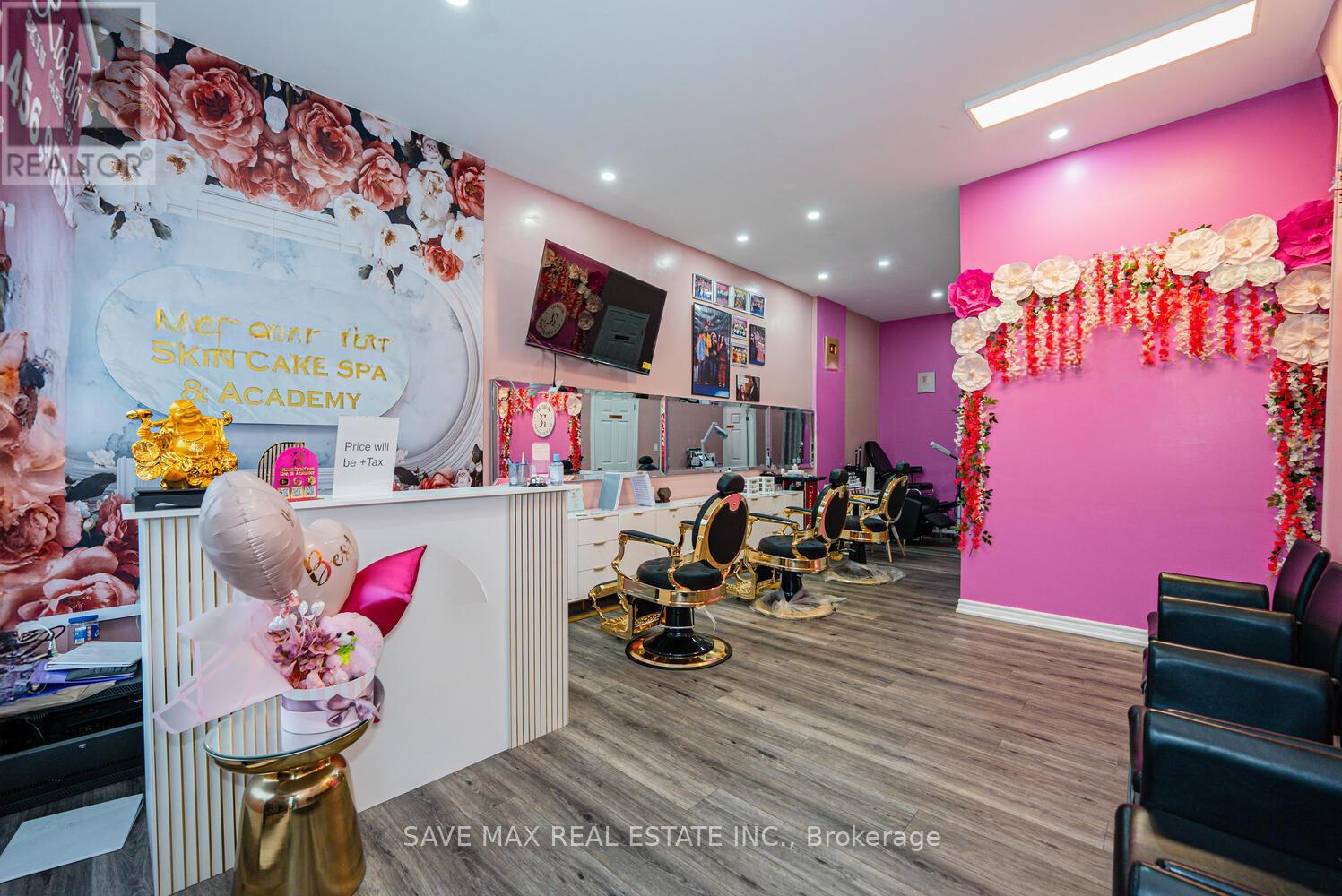 7060 AIRPORT ROAD, Mississauga, Ontario