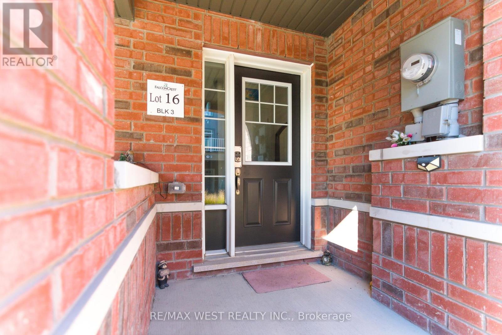 846 Atwater Path, Oshawa, Ontario  L1J 0E8 - Photo 4 - E12531028