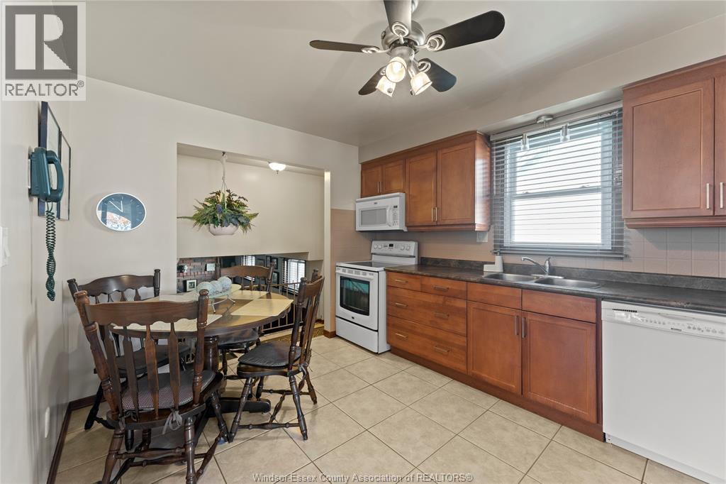 2737 Bramley Crescent, Windsor, Ontario  N8W 4X2 - Photo 11 - 25028474