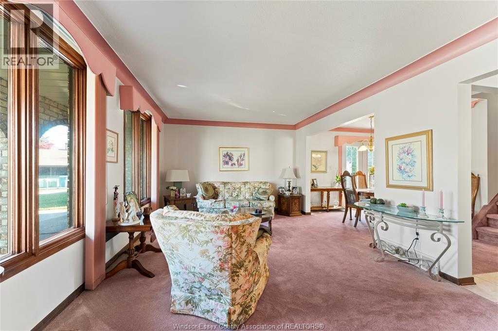 2737 Bramley Crescent, Windsor, Ontario  N8W 4X2 - Photo 5 - 25028474