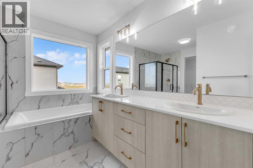 100 Corner Glen Manor Ne, Calgary, Alberta  T3N 1B9 - Photo 28 - A2257435