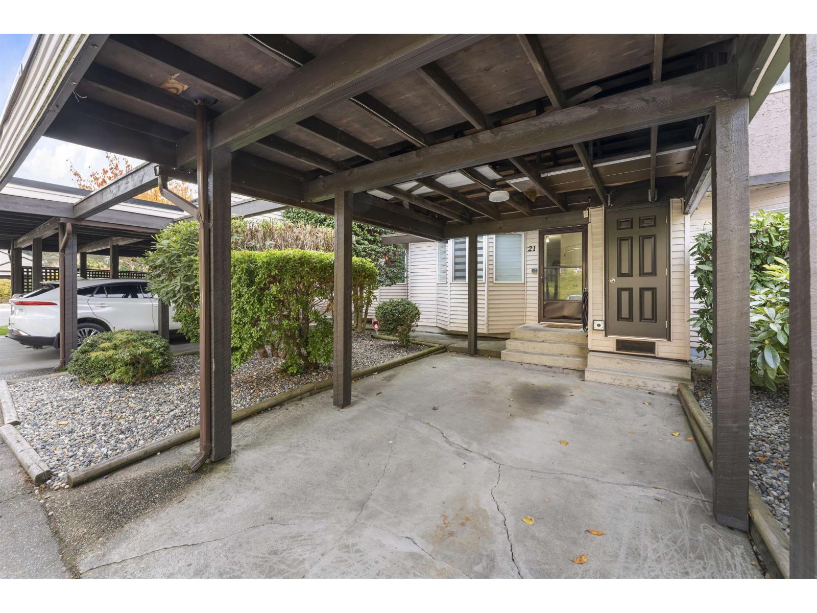 21 7521 140 Street, Surrey, British Columbia  V3W 5J9 - Photo 3 - R3066262