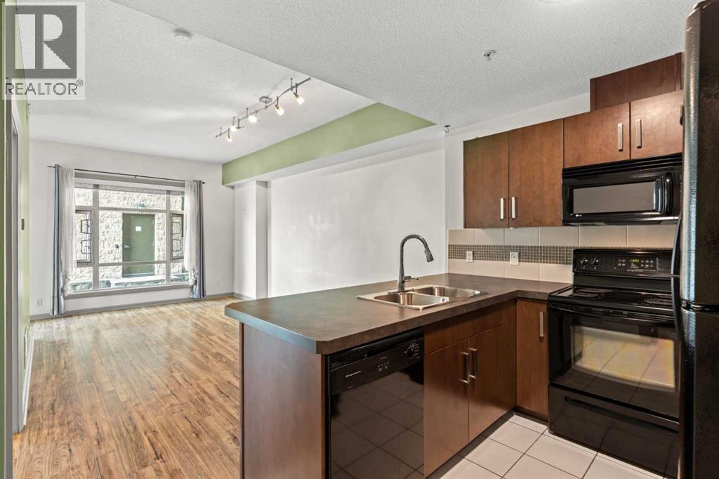 202, 210 15 Avenue Se, Calgary, Alberta  T2G 0B5 - Photo 3 - A2267764