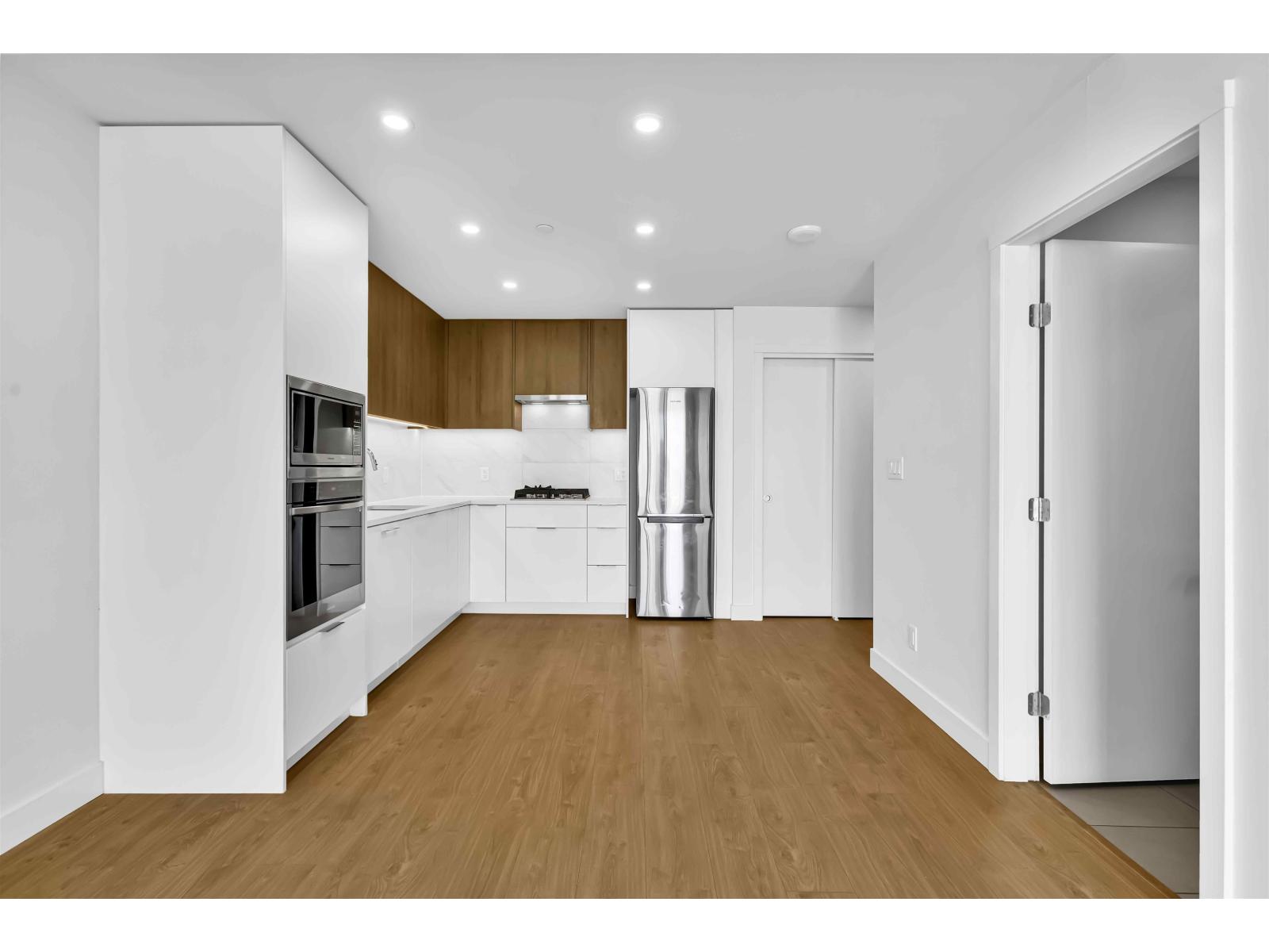 1410 13359 Old Yale Road, Surrey, British Columbia  V3T 0S4 - Photo 8 - R3066333