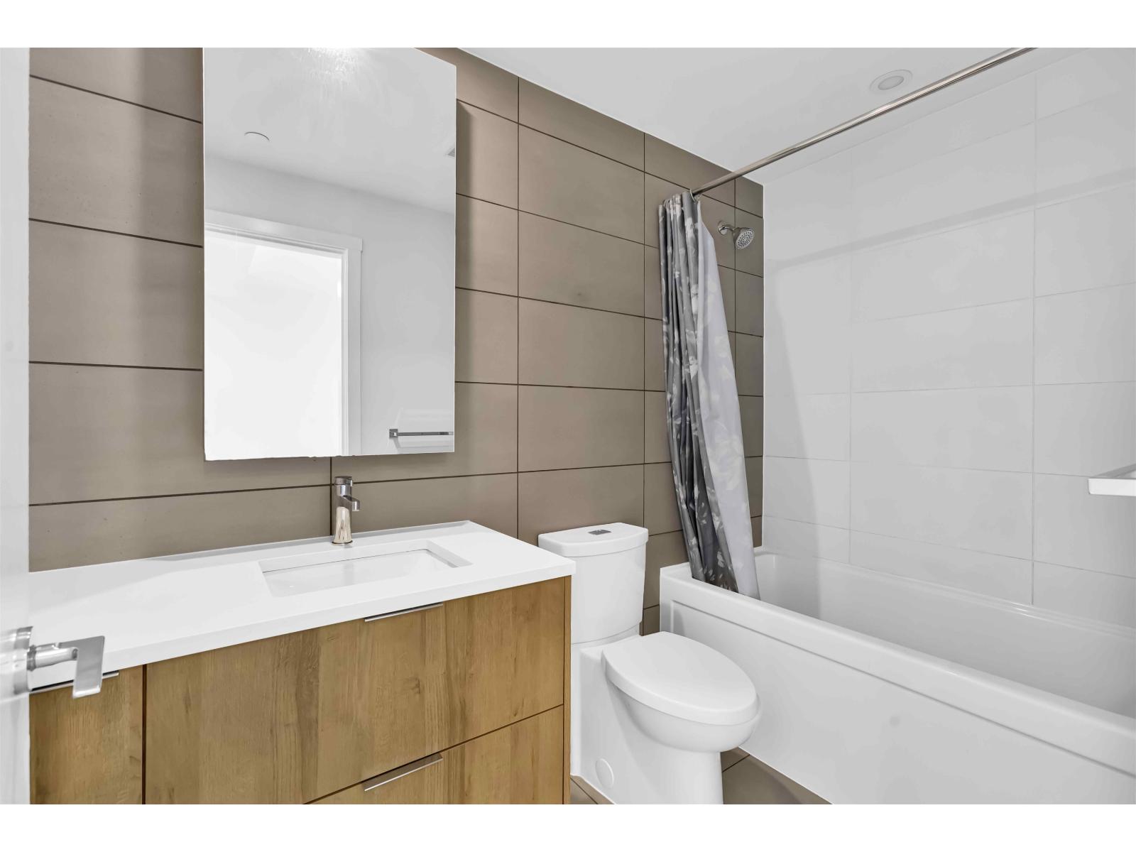 1410 13359 Old Yale Road, Surrey, British Columbia  V3T 0S4 - Photo 13 - R3066333