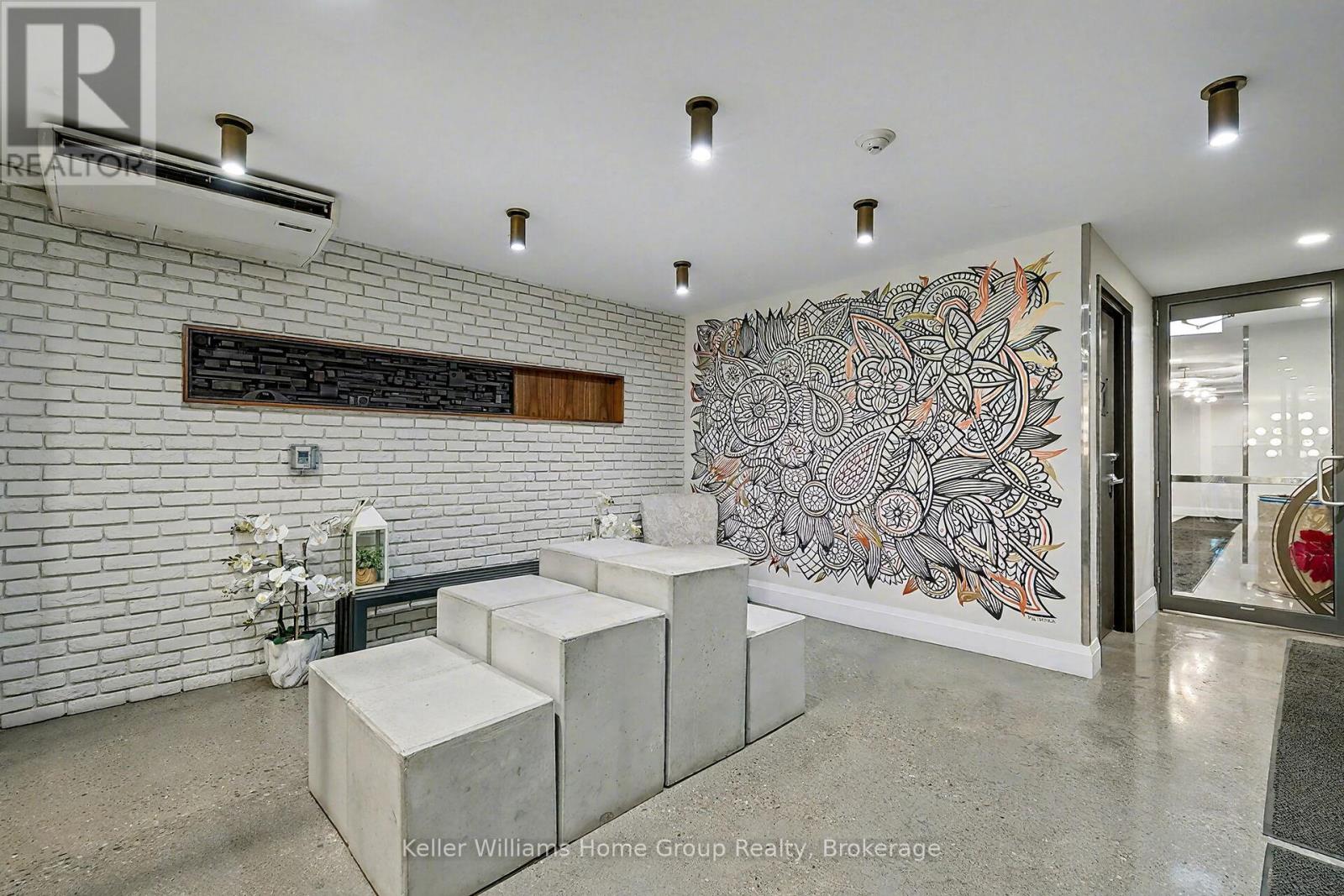 205 - 63 Arthur Street S, Guelph, Ontario  N1E 0A8 - Photo 4 - X12531132