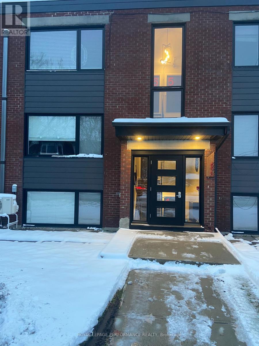 UNIT 5 - 695 MORGAN STREET, Ottawa, Ontario