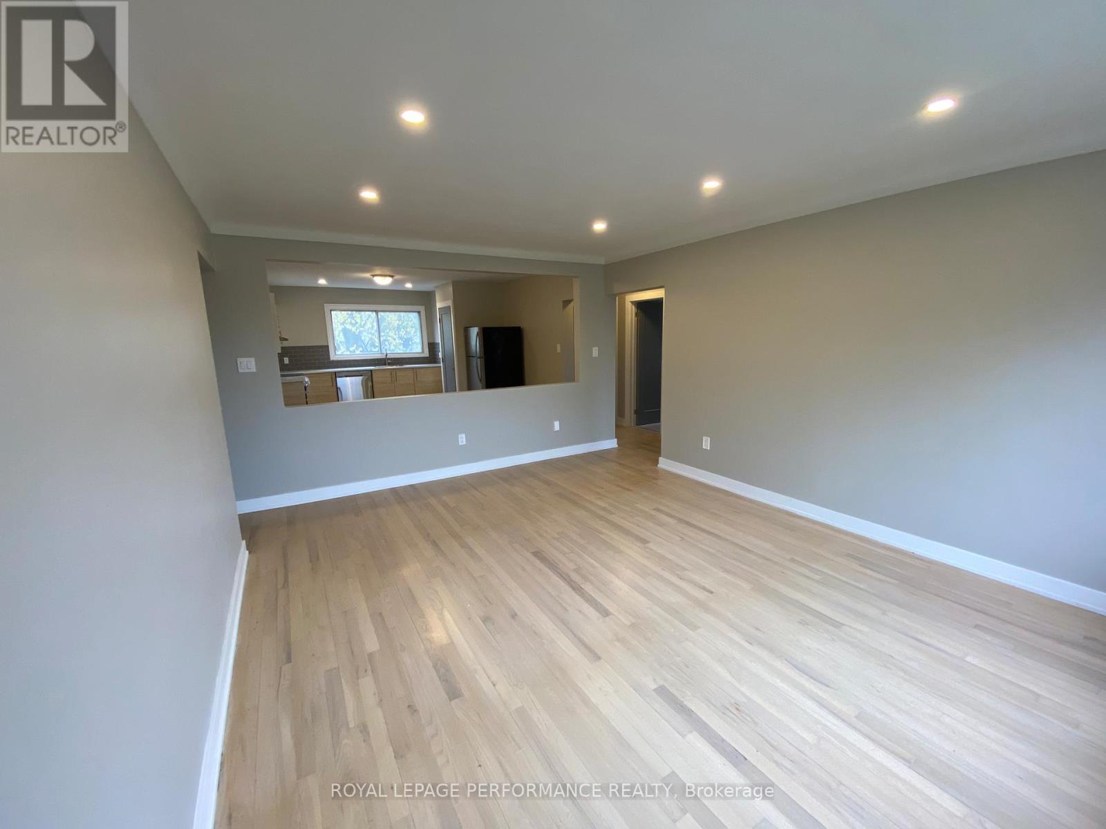 Unit 5 - 695 Morgan Street, Ottawa, Ontario  K1K 3M1 - Photo 11 - X12531134