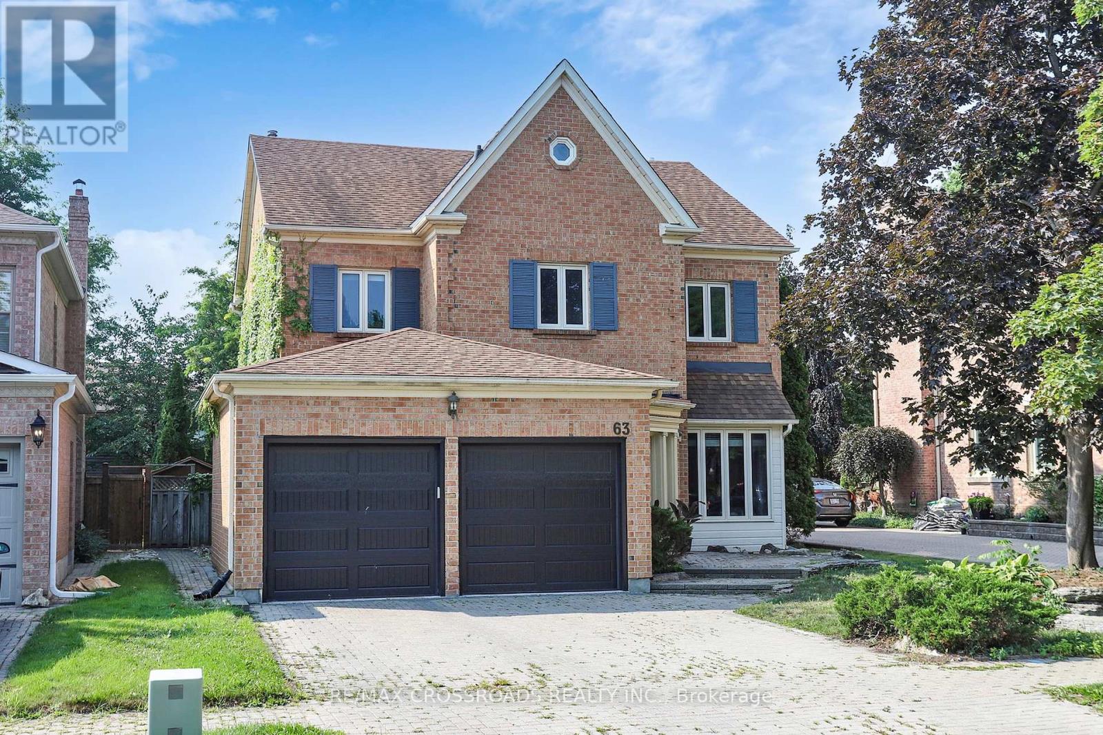 63 BAYNARDS LANE, Richmond Hill, Ontario