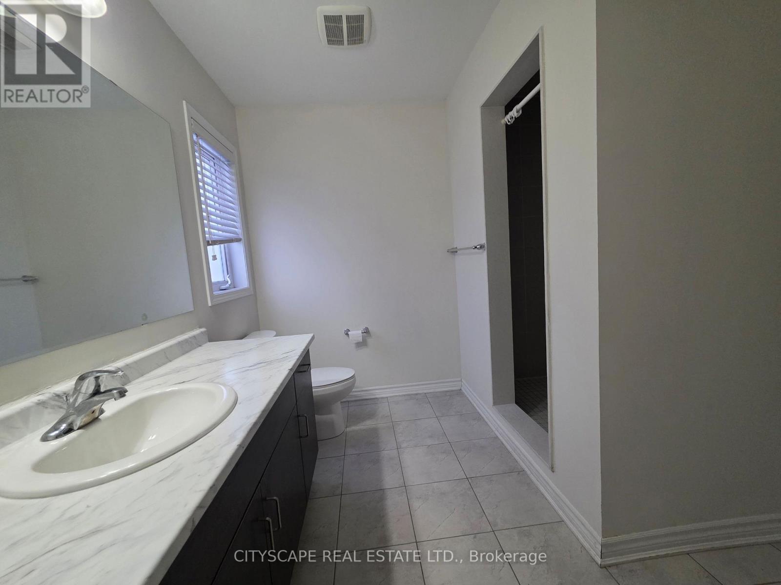 608 Langholm Street, Milton, Ontario  L9T 6Z4 - Photo 18 - W12529710