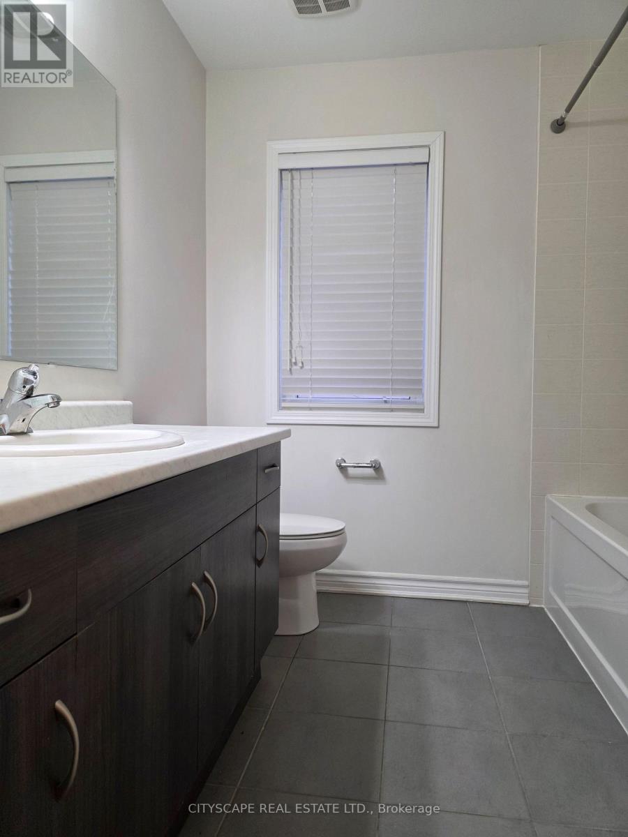 608 Langholm Street, Milton, Ontario  L9T 6Z4 - Photo 25 - W12529710