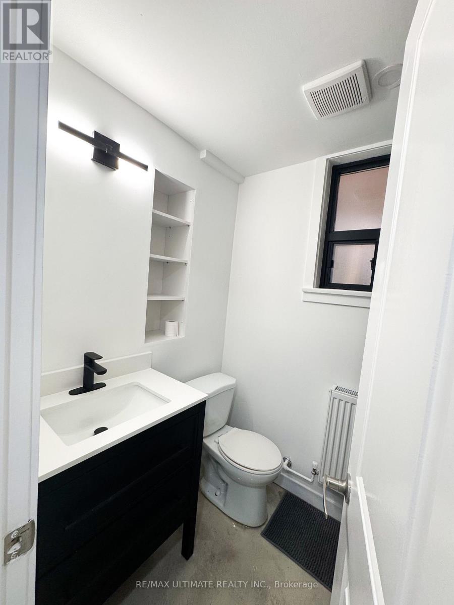 Lower - 8 Carrington Avenue, Toronto, Ontario  M6E 2C3 - Photo 6 - W12530620