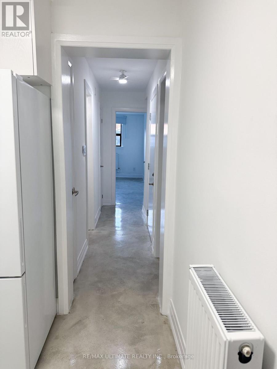 Lower - 8 Carrington Avenue, Toronto, Ontario  M6E 2C3 - Photo 4 - W12530620