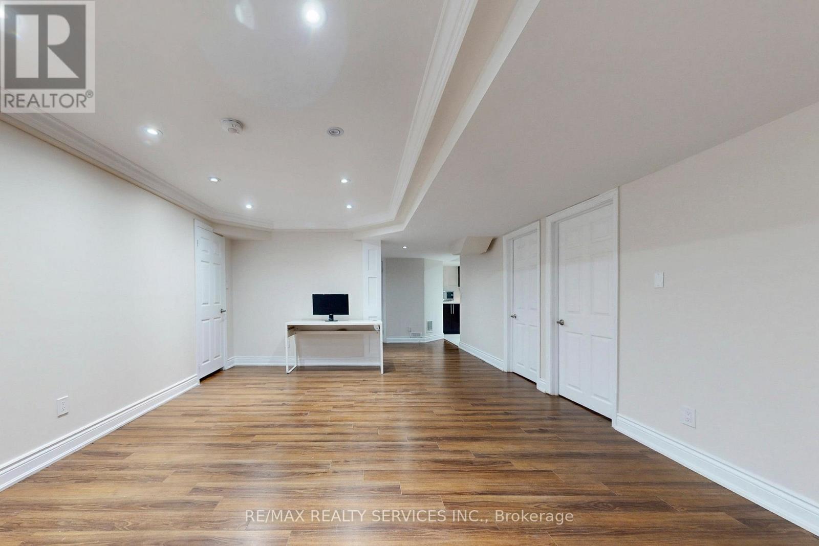 Bsmt - 28 Lavallee Crescent, Brampton, Ontario  L6X 0E4 - Photo 11 - W12531036