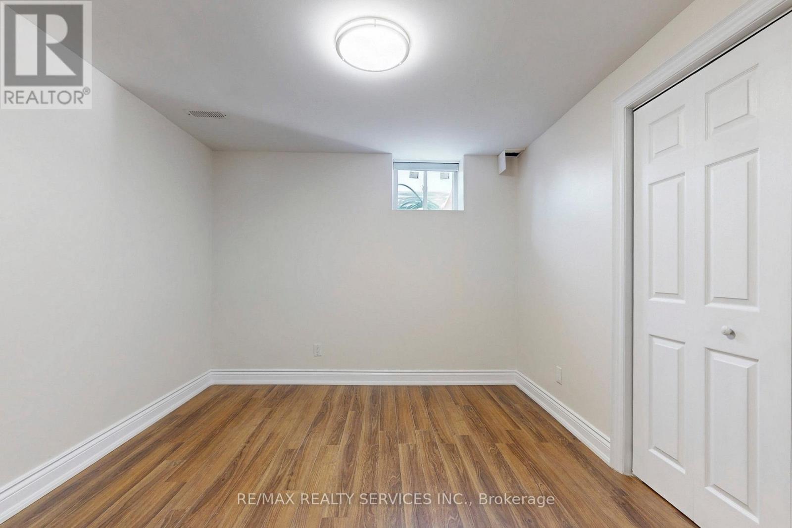 Bsmt - 28 Lavallee Crescent, Brampton, Ontario  L6X 0E4 - Photo 20 - W12531036