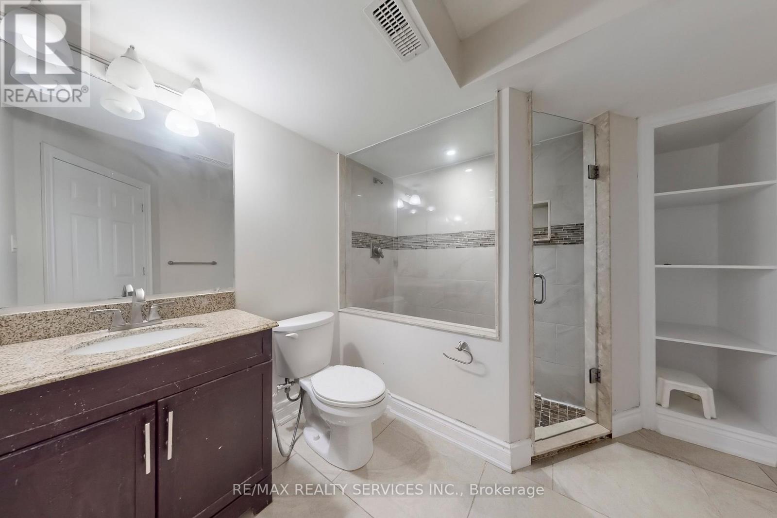 Bsmt - 28 Lavallee Crescent, Brampton, Ontario  L6X 0E4 - Photo 25 - W12531036