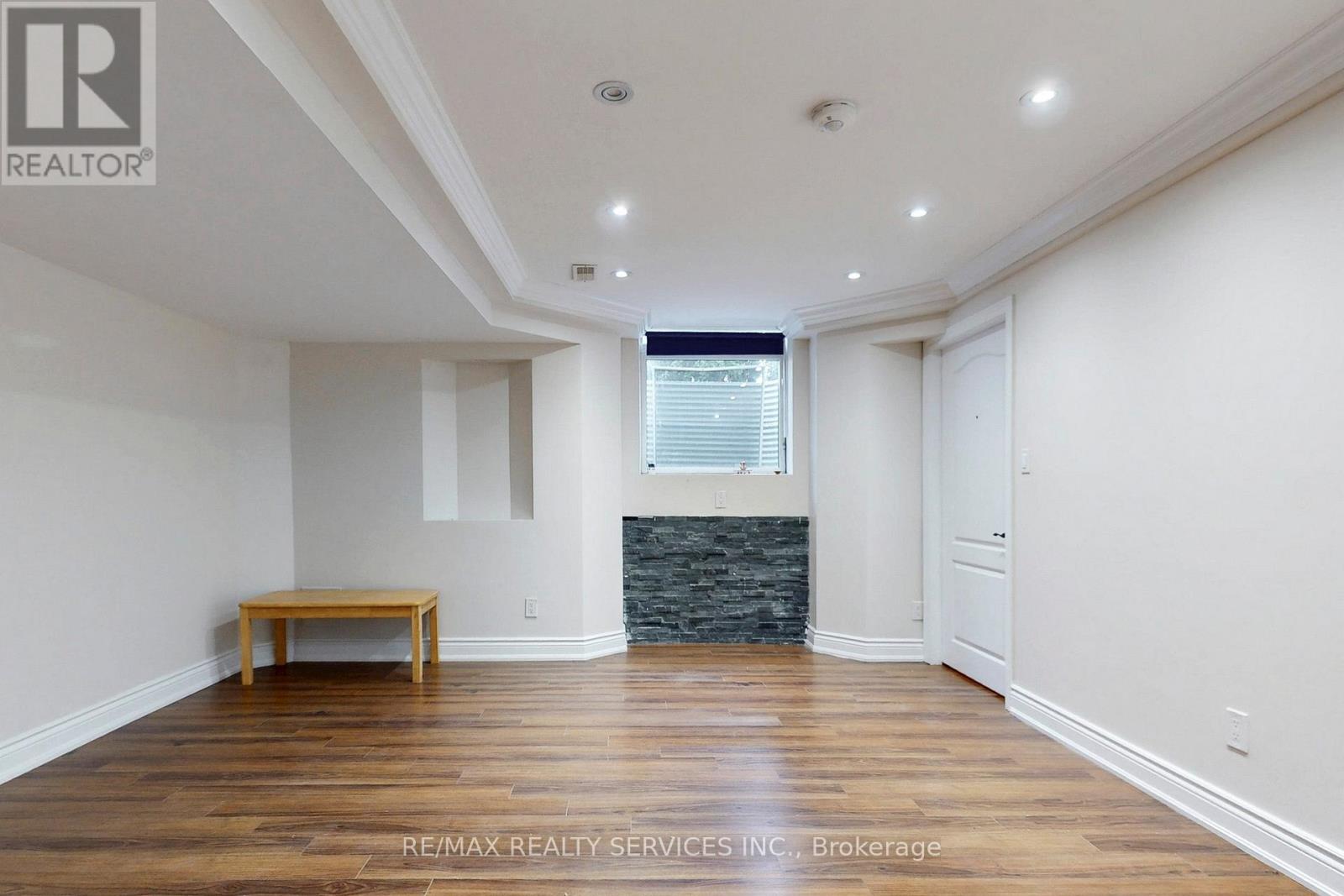 Bsmt - 28 Lavallee Crescent, Brampton, Ontario  L6X 0E4 - Photo 6 - W12531036