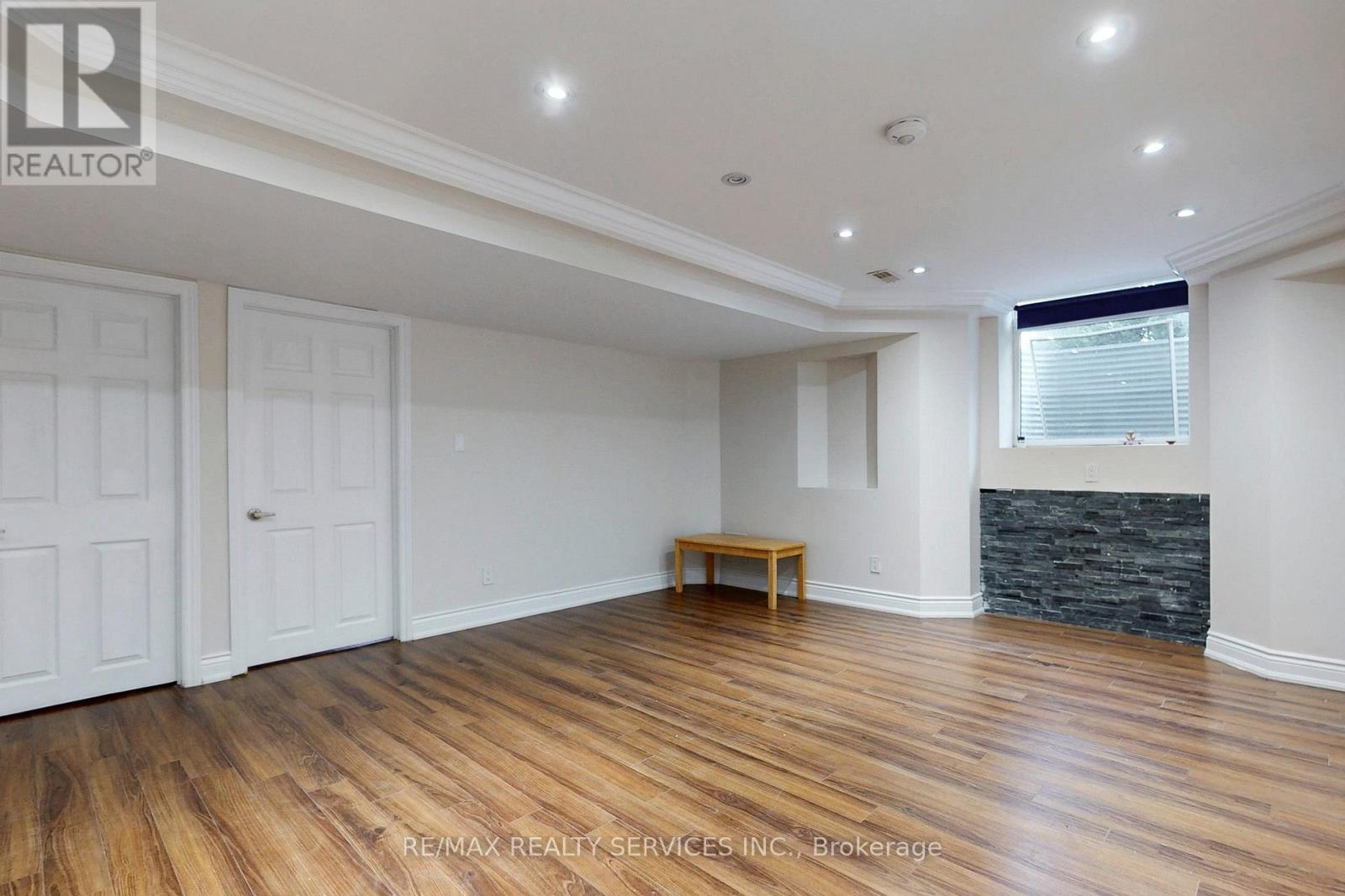 Bsmt - 28 Lavallee Crescent, Brampton, Ontario  L6X 0E4 - Photo 7 - W12531036