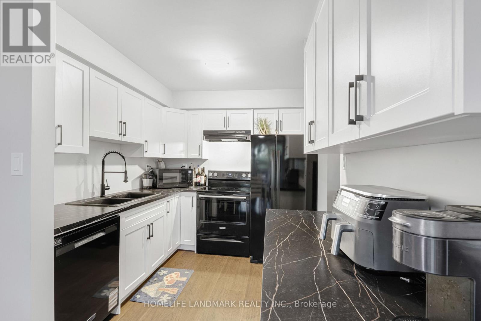 18 - 2185 Fairchild Boulevard, Burlington, Ontario  L7P 3P6 - Photo 9 - W12531040