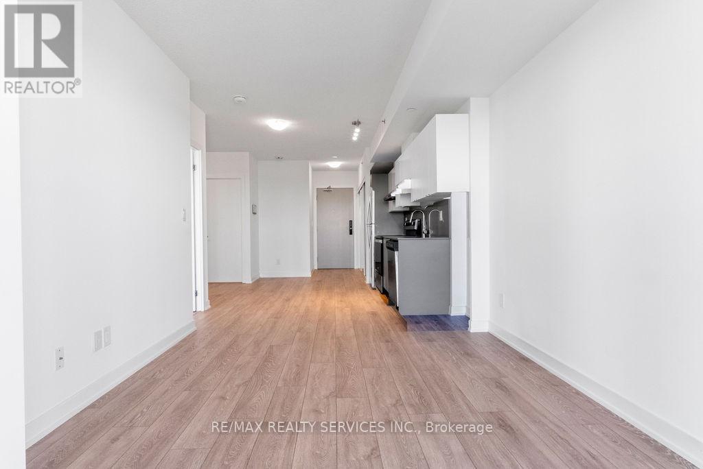 B906 - 3200 Dakota Common, Burlington, Ontario  L7M 2A7 - Photo 12 - W12531072