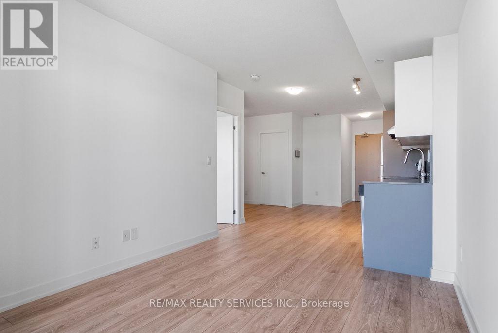 B906 - 3200 Dakota Common, Burlington, Ontario  L7M 2A7 - Photo 13 - W12531072