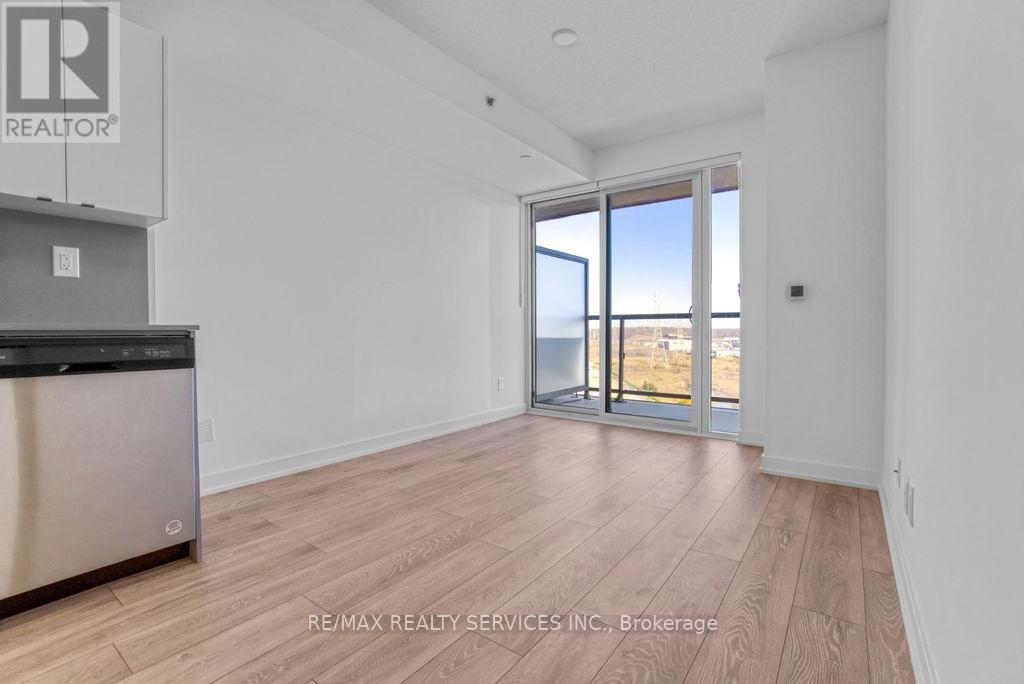 B906 - 3200 Dakota Common, Burlington, Ontario  L7M 2A7 - Photo 14 - W12531072