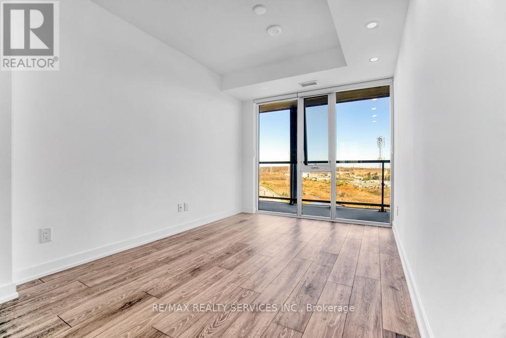 B906 - 3200 Dakota Common, Burlington, Ontario  L7M 2A7 - Photo 17 - W12531072