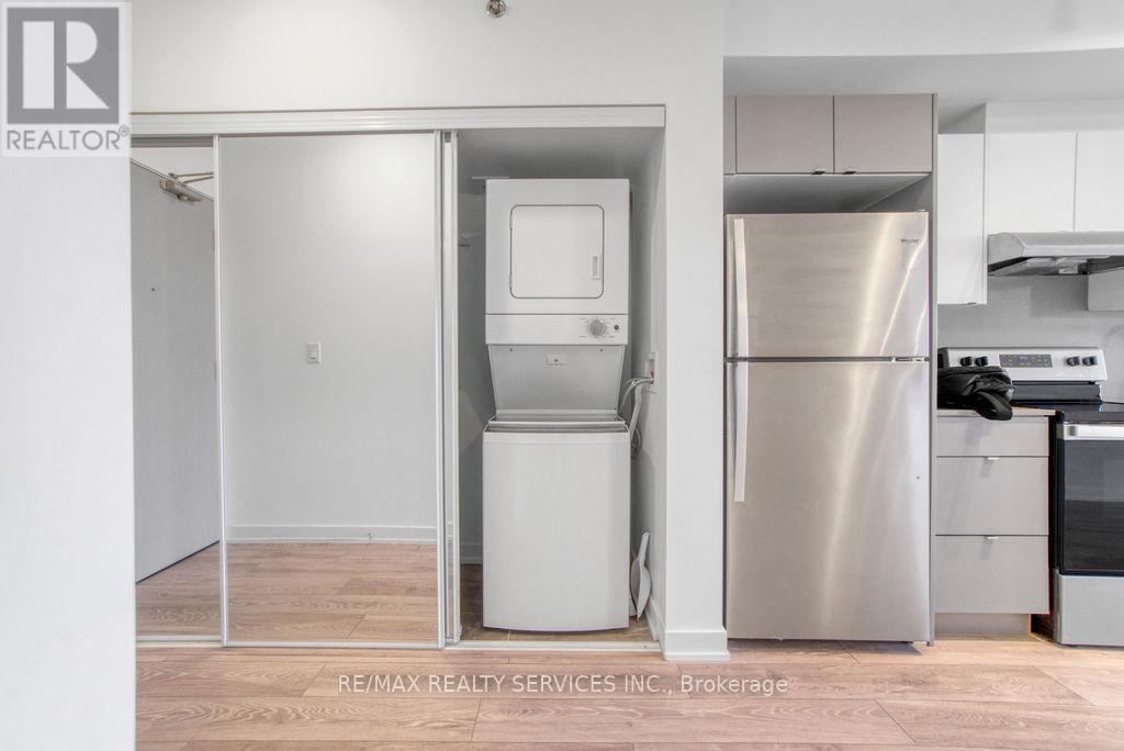 B906 - 3200 Dakota Common, Burlington, Ontario  L7M 2A7 - Photo 21 - W12531072