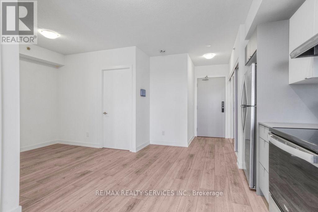 B906 - 3200 Dakota Common, Burlington, Ontario  L7M 2A7 - Photo 3 - W12531072