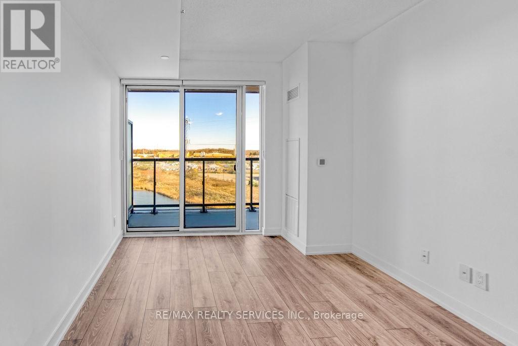 B906 - 3200 Dakota Common, Burlington, Ontario  L7M 2A7 - Photo 5 - W12531072