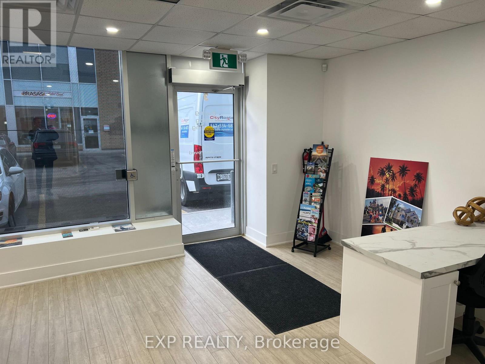 3 - 1185 Queensway Avenue E, Mississauga, Ontario  L4Y 0G7 - Photo 3 - W12531084