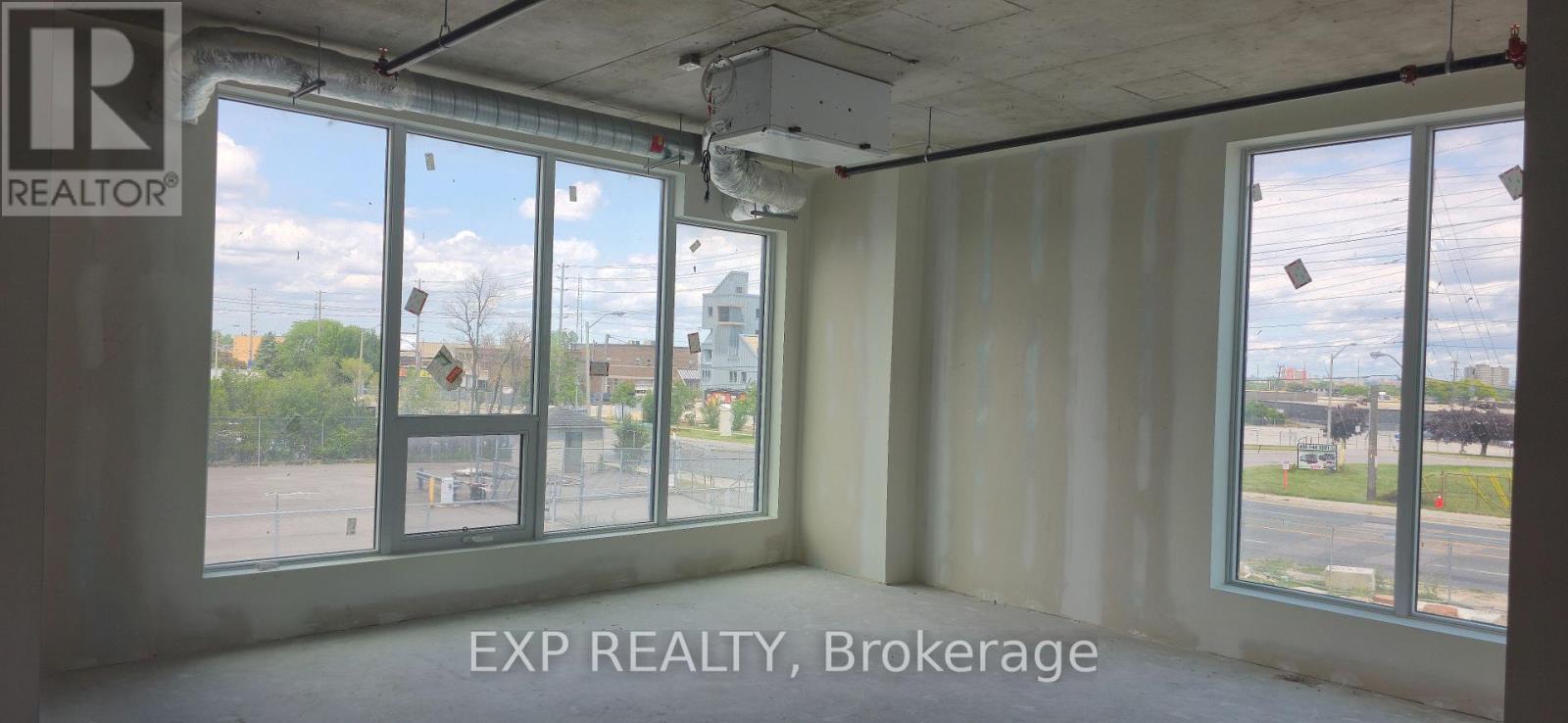 115 - 600 Dixon Road, Toronto, Ontario  M9W 1J1 - Photo 4 - W12531086