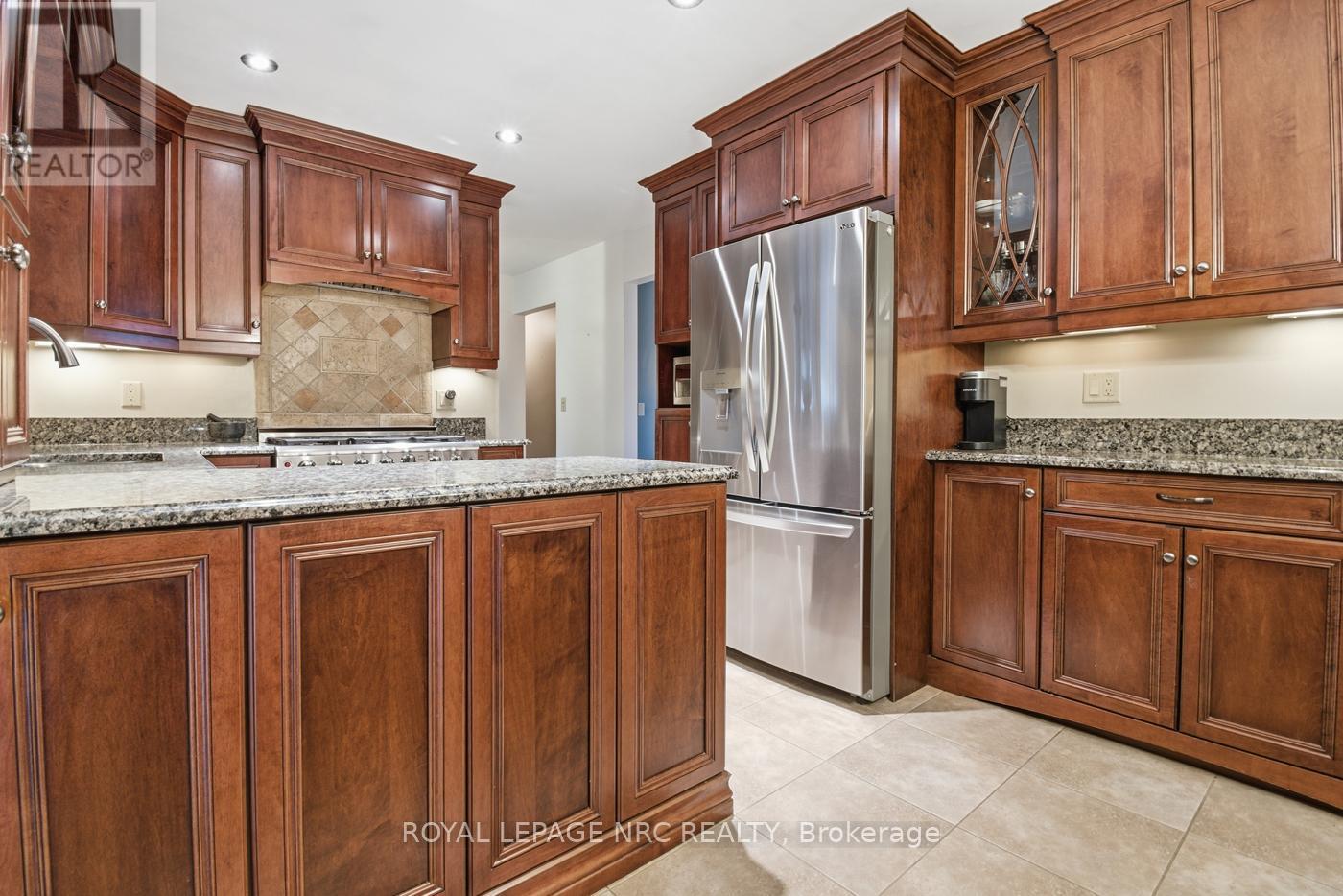 4 Cedar Street, Port Colborne, Ontario  L3K 2T9 - Photo 19 - X12531126