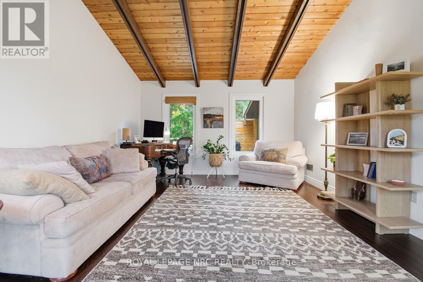 4 Cedar Street, Port Colborne, Ontario  L3K 2T9 - Photo 6 - X12531126