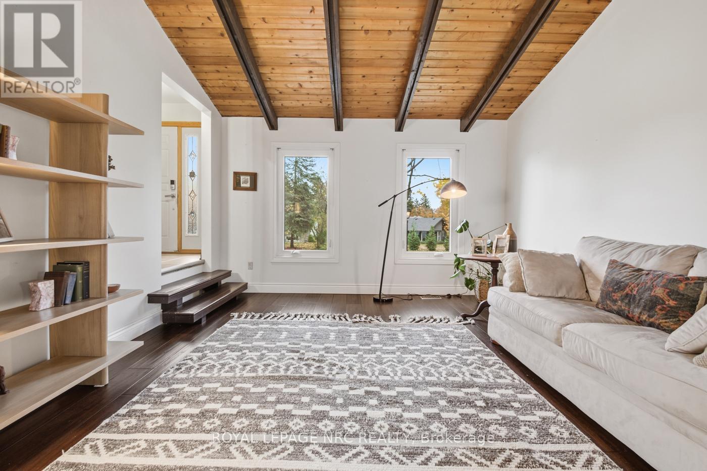 4 Cedar Street, Port Colborne, Ontario  L3K 2T9 - Photo 7 - X12531126