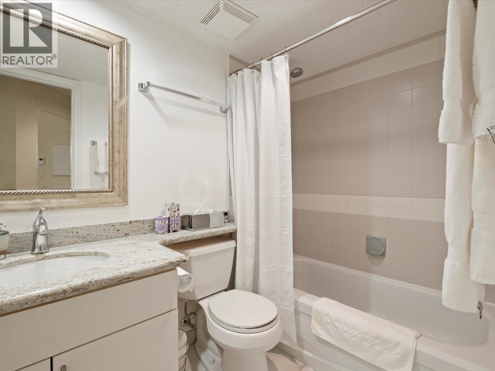 301 2050 Lake Placid Road, Whistler, British Columbia  V0N 1B2 - Photo 20 - R3066398