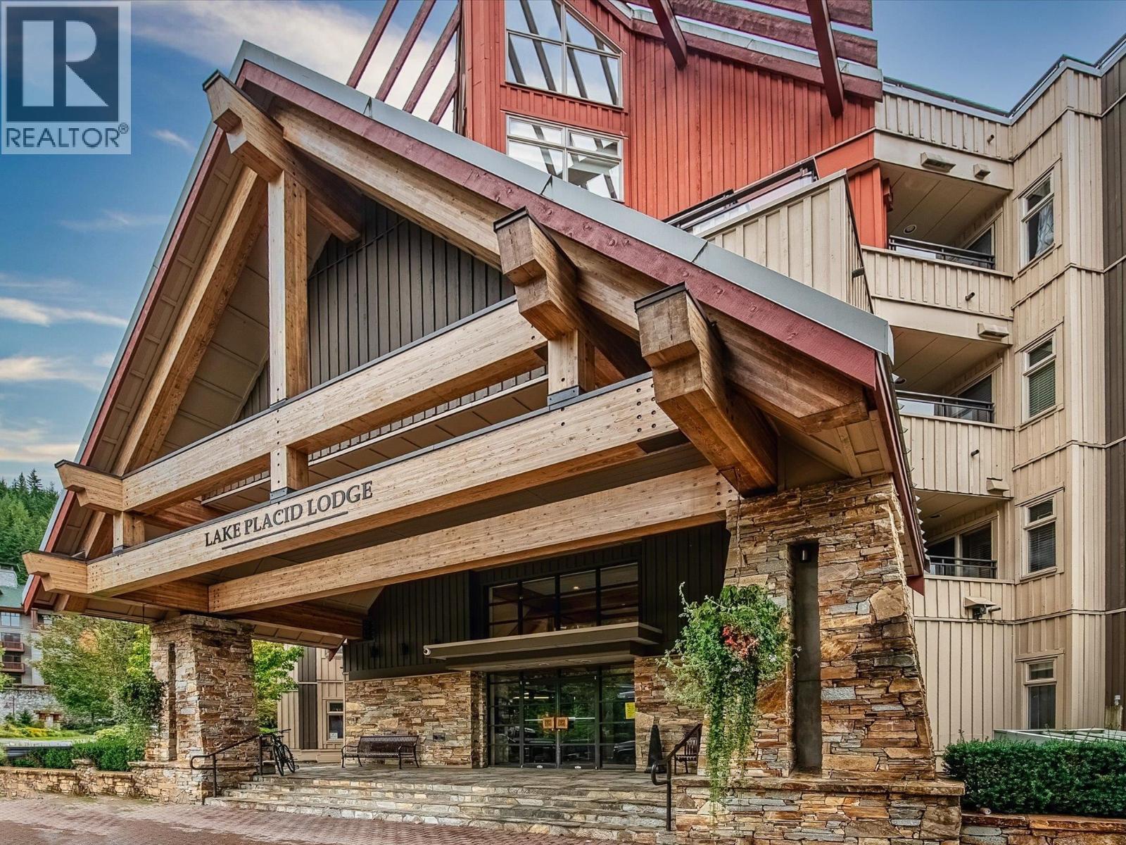 301 2050 Lake Placid Road, Whistler, British Columbia  V0N 1B2 - Photo 3 - R3066398