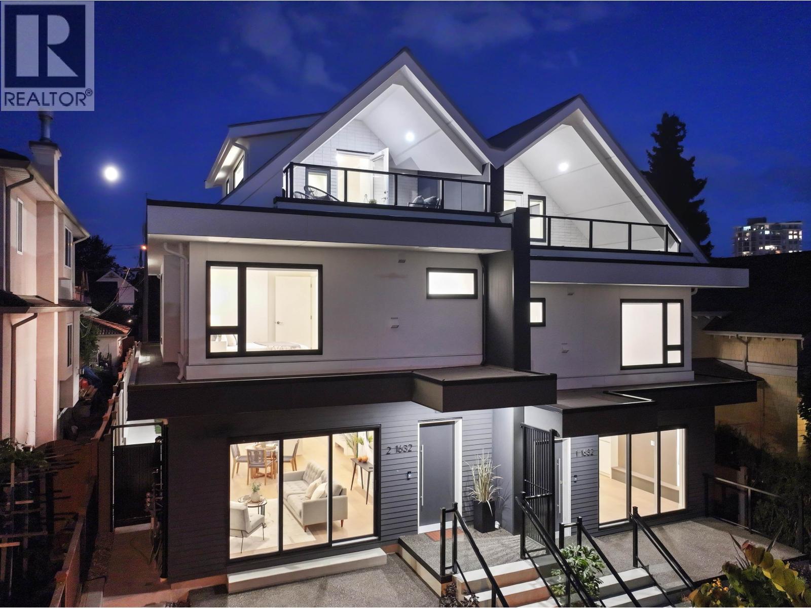 1 1632 E 21st Avenue, Vancouver, British Columbia  V5N 2N5 - Photo 1 - R3066404