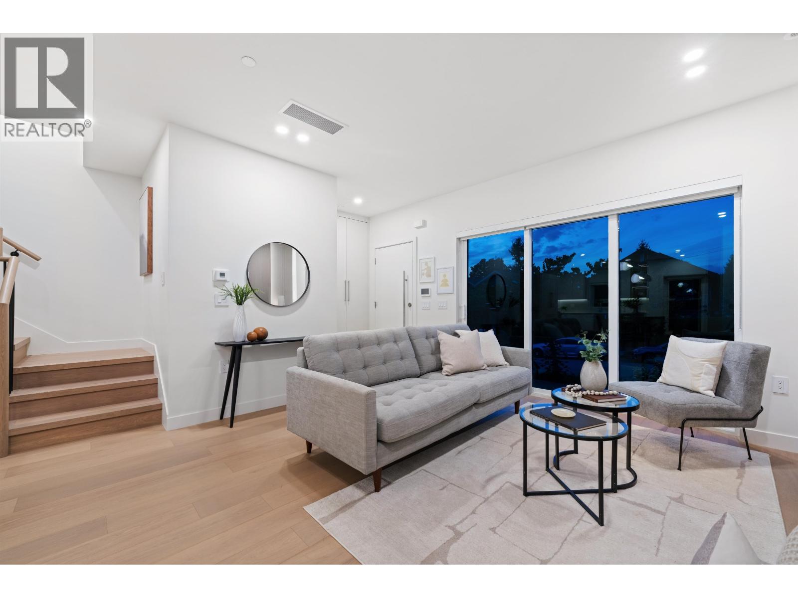 1 1632 E 21st Avenue, Vancouver, British Columbia  V5N 2N5 - Photo 3 - R3066404