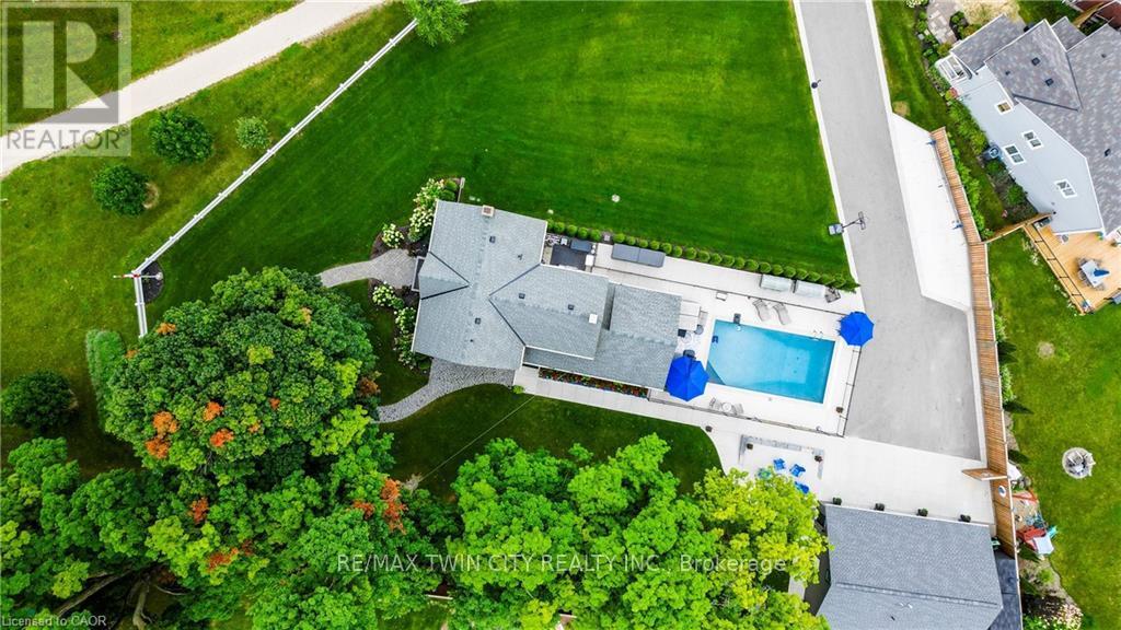 920 Orr Court, Kitchener, Ontario  N2R 1R4 - Photo 13 - X12531068