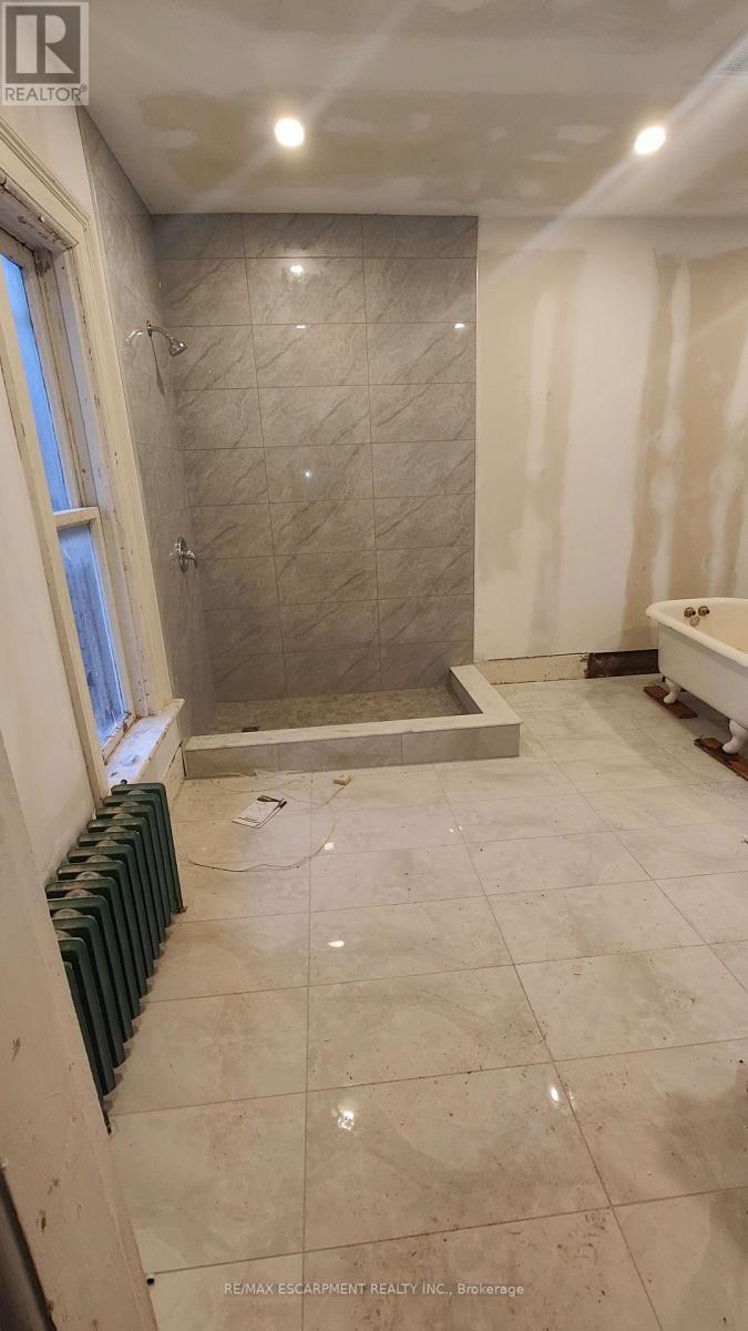 104 Patrick Street E, North Huron, Ontario  N0G 2W0 - Photo 11 - X12531090