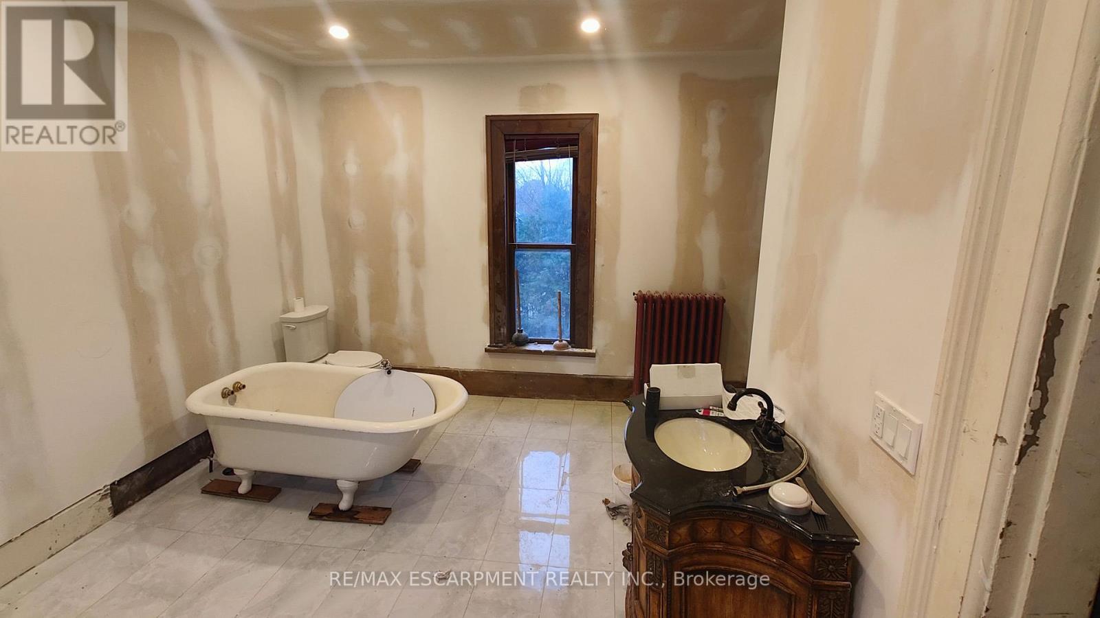 104 Patrick Street E, North Huron, Ontario  N0G 2W0 - Photo 12 - X12531090