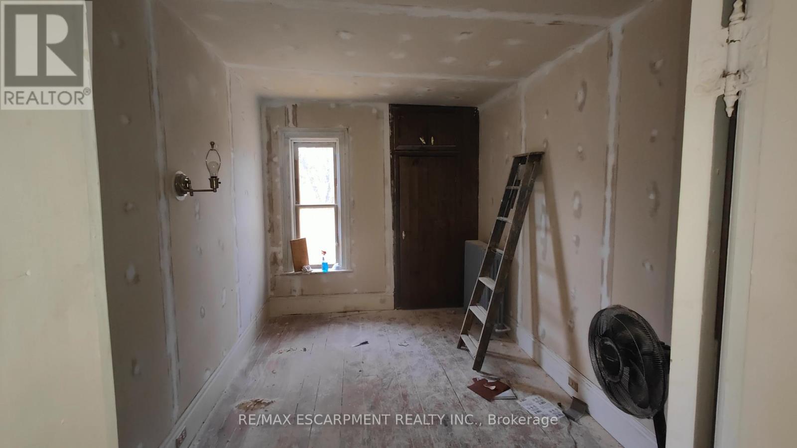 104 Patrick Street E, North Huron, Ontario  N0G 2W0 - Photo 8 - X12531090