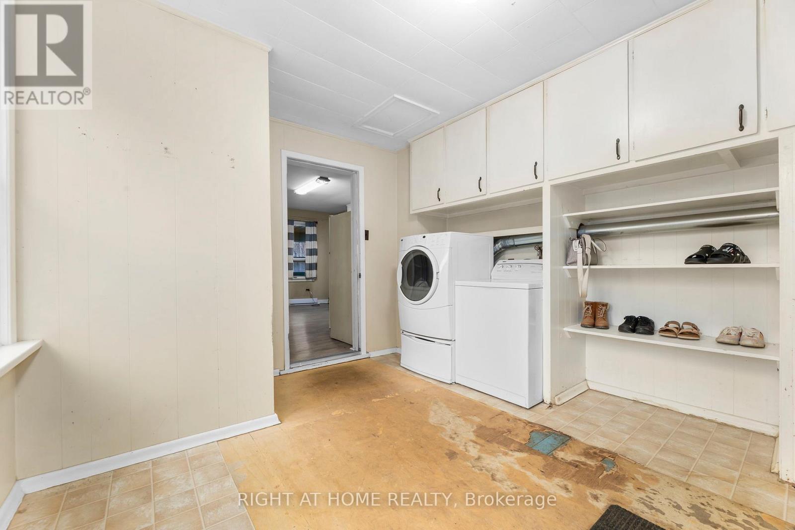 105 Gibson Street, Parry Sound, Ontario  P2A 1X6 - Photo 14 - X12531122