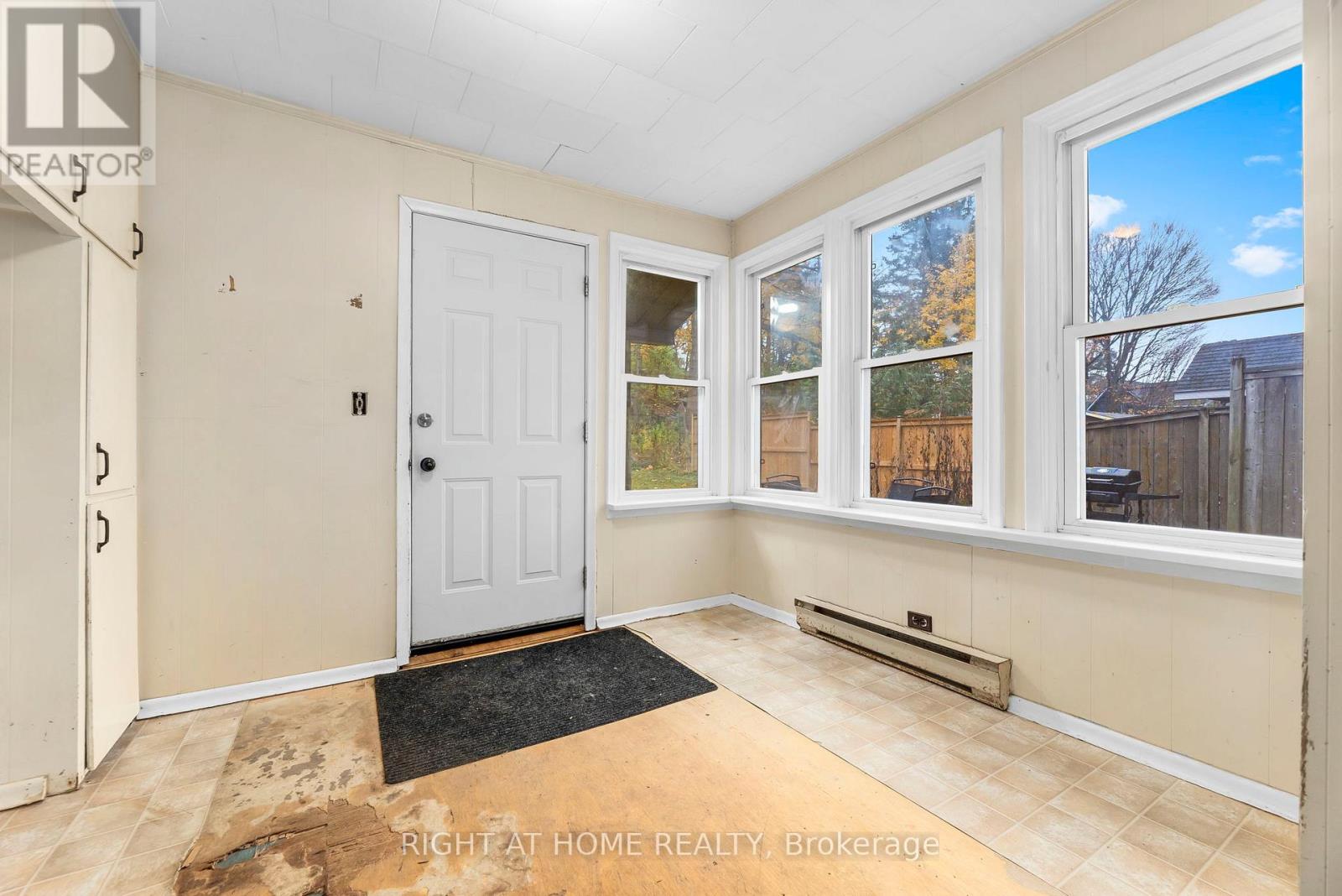 105 Gibson Street, Parry Sound, Ontario  P2A 1X6 - Photo 13 - X12531122