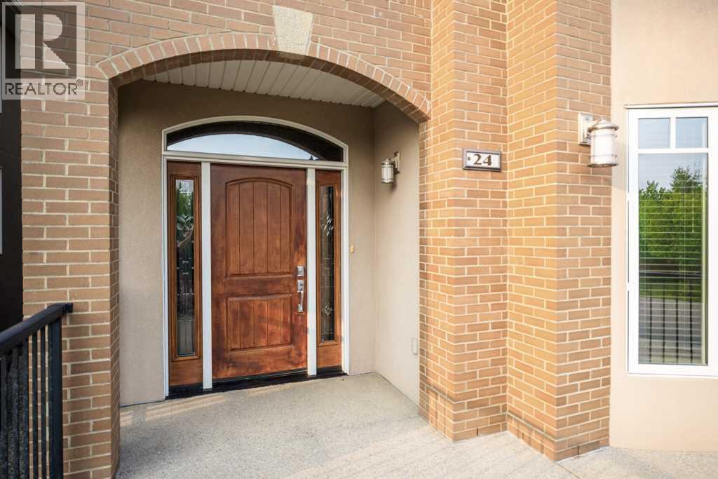 24 Aspen Meadows Green Sw, Calgary, Alberta  T3H 5J9 - Photo 3 - A2255830
