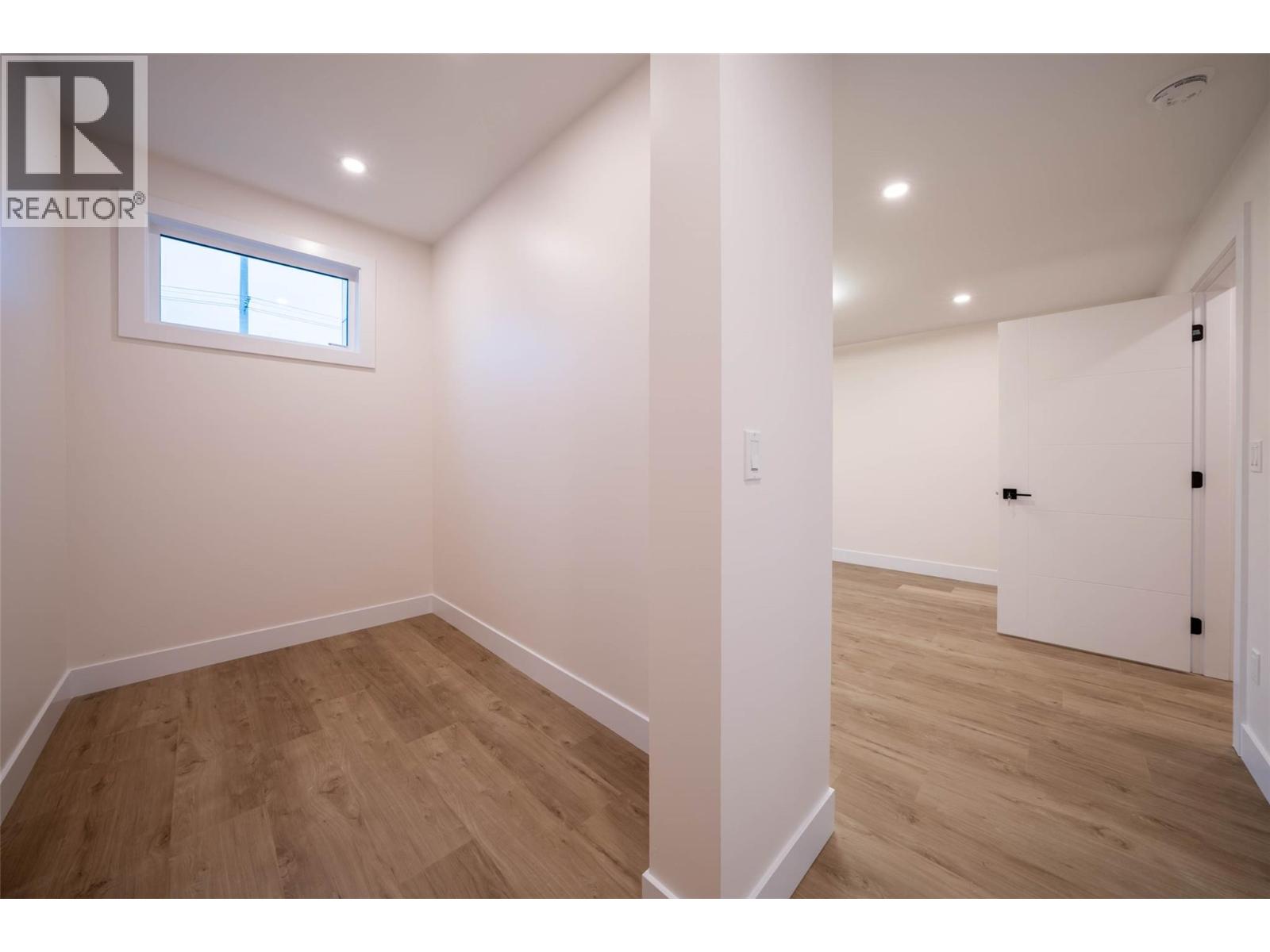 2231 Richter Street, Kelowna, British Columbia  V1Y 2N9 - Photo 14 - 10368720